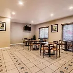 Quality Inn Fresno Near University