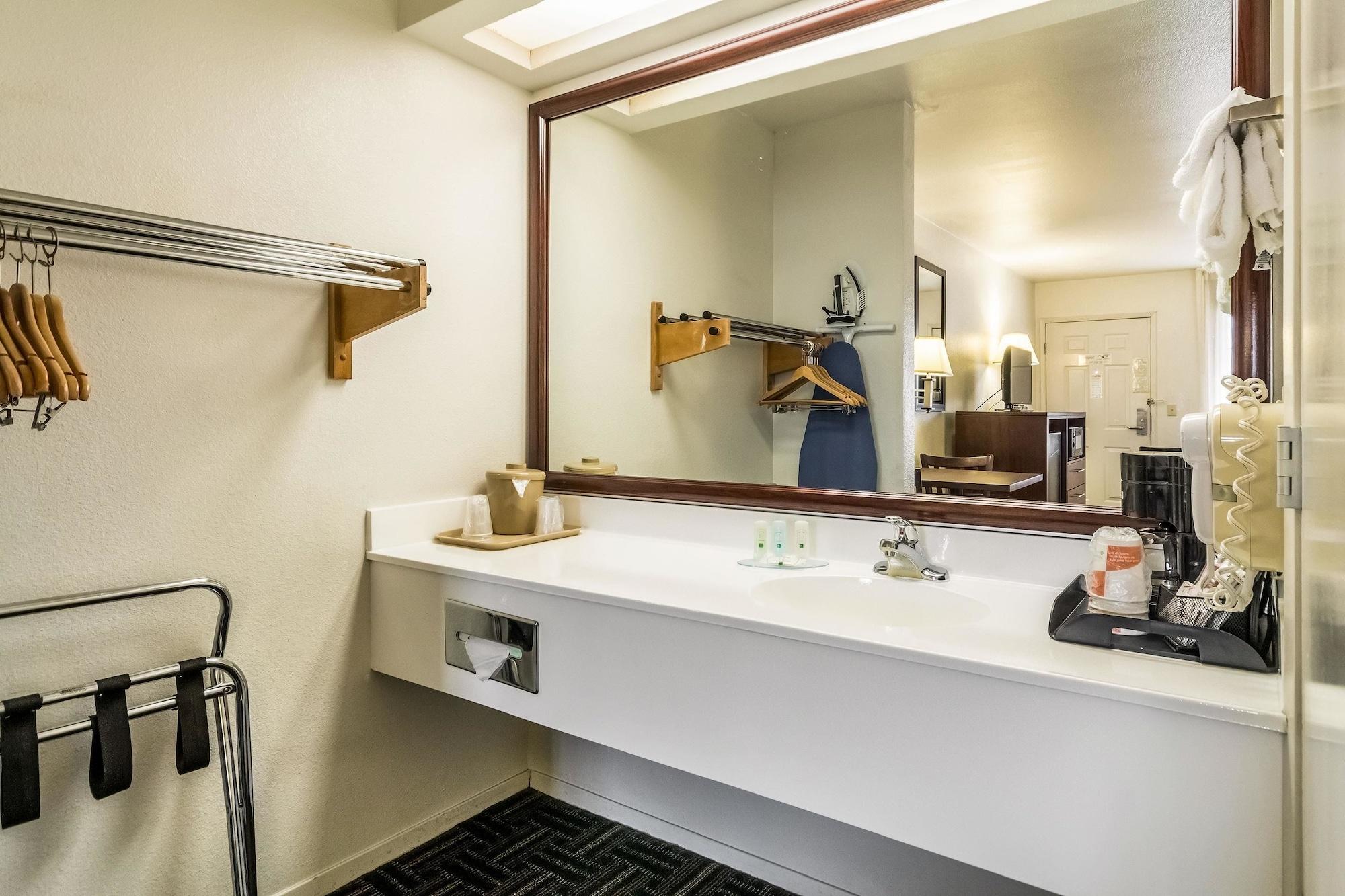 Quality Near Hotel Fresno
