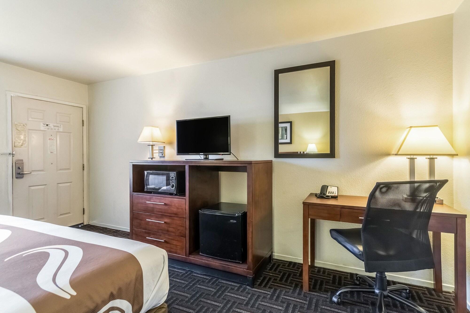 Quality Near Hotel Fresno