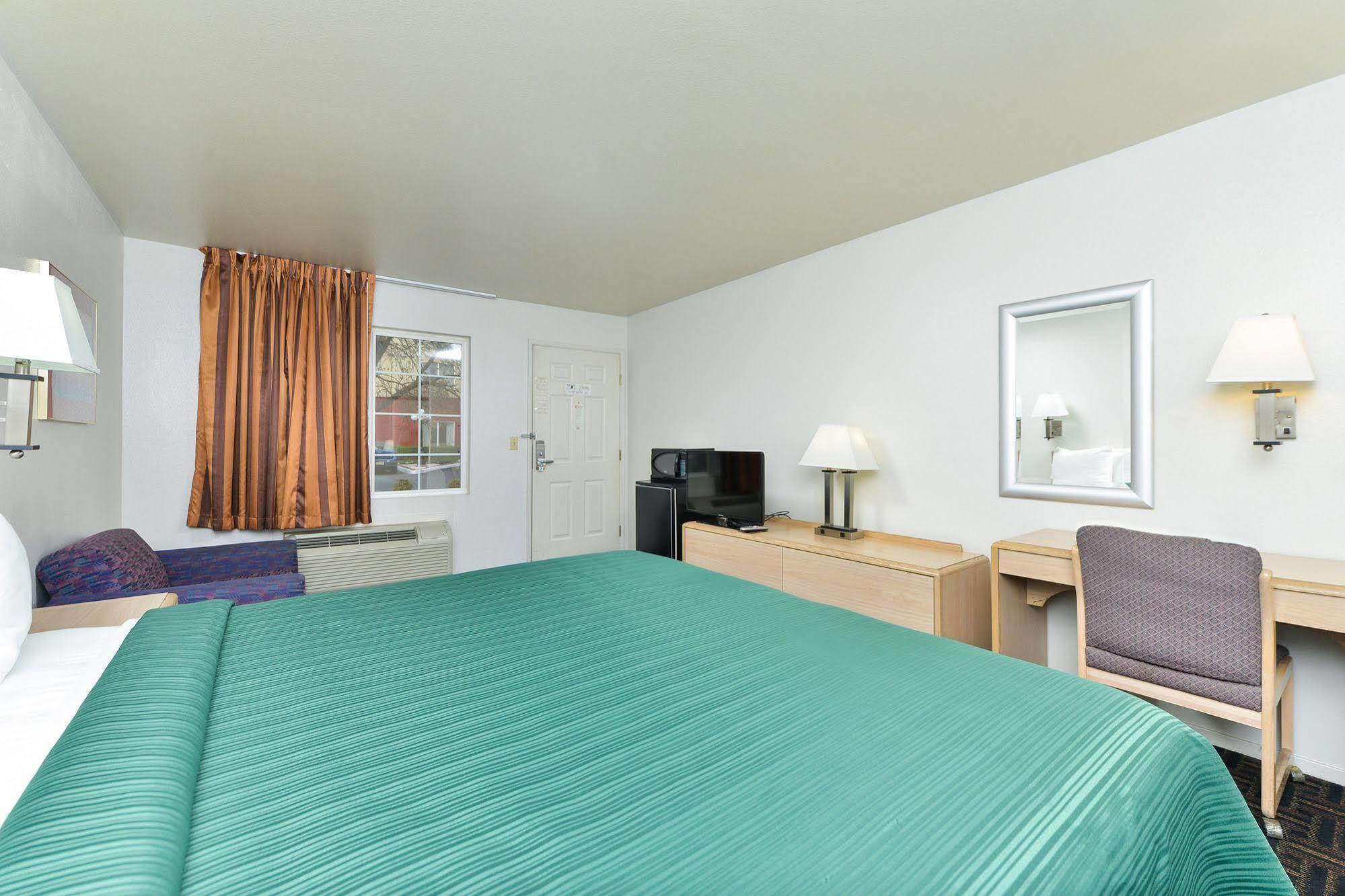 Hotel Quality Near 2*